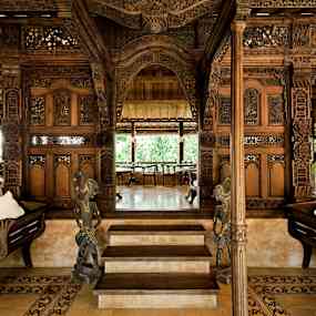 KUDUS HOUSE
