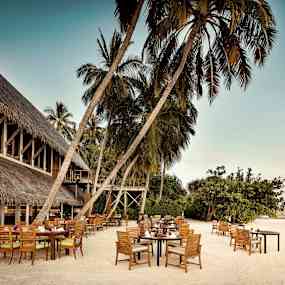 Ufaa by Jereme Leung