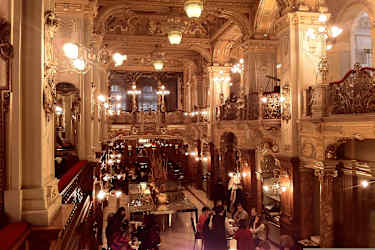 Kända New York Cafe i Budapest
