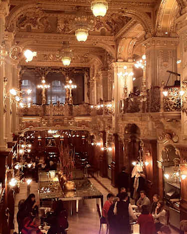 Kända New York Cafe i Budapest