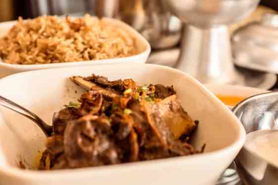 Närbild på mat i Muskat