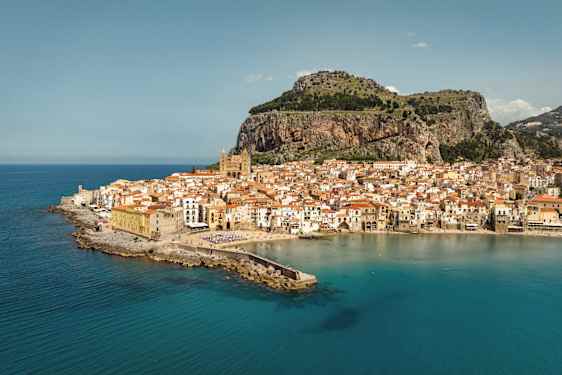 Hamnstad i Italien