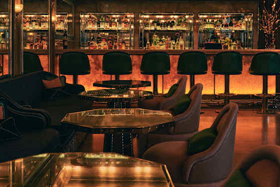 Bar ombord på Four Seasons Yachts