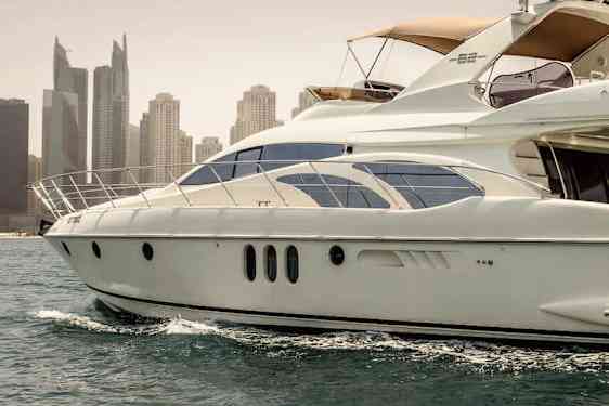 Super Yacht Cruises Dubai