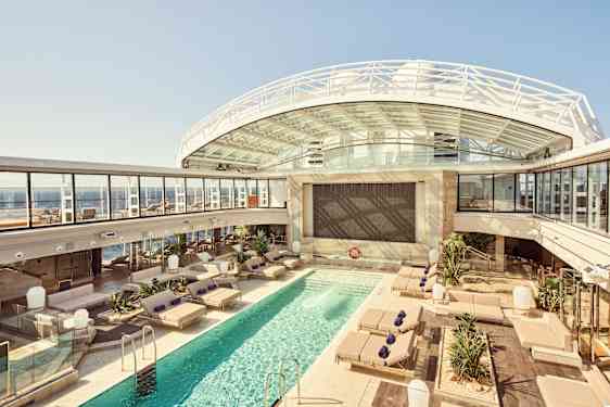 Ombord på Explora Journeys