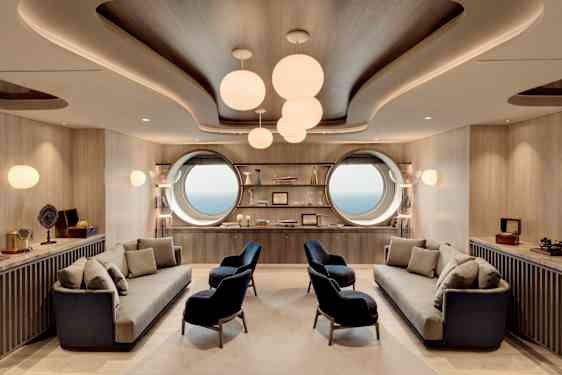 Lounge ombord på Explora