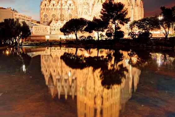 La segrada familia i Barcelona