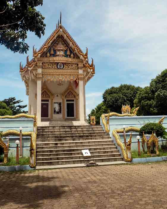 Wat Khunaram