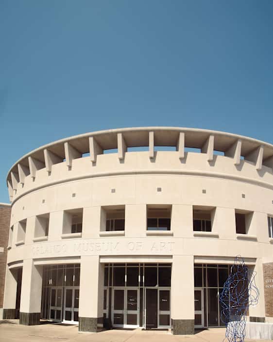 ingången till Orlando Museum of Art