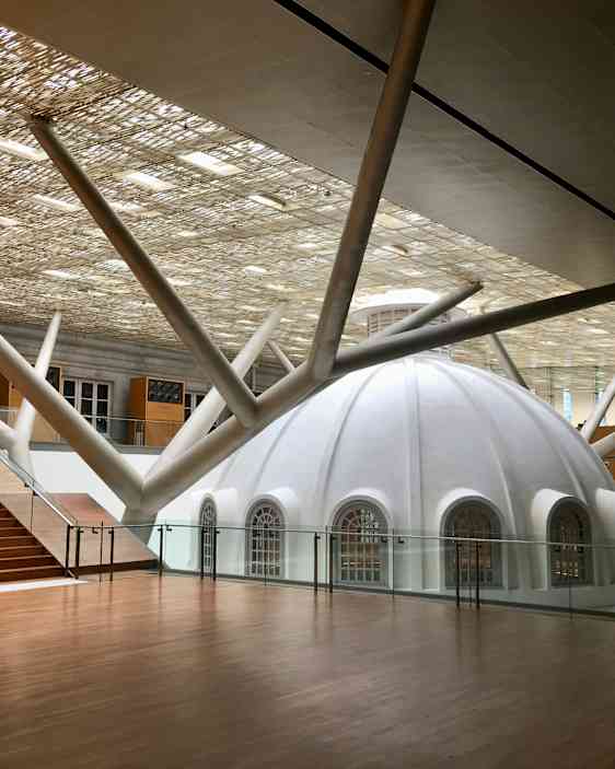 inuti National Gallery Singapore