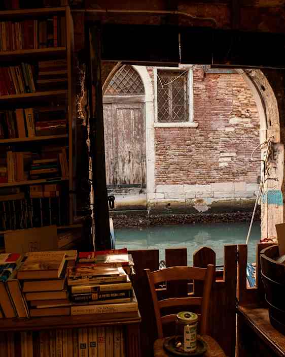 Libreria Acqua Alta