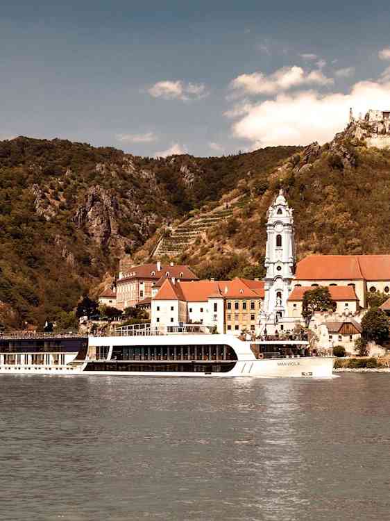 AMA Waterways