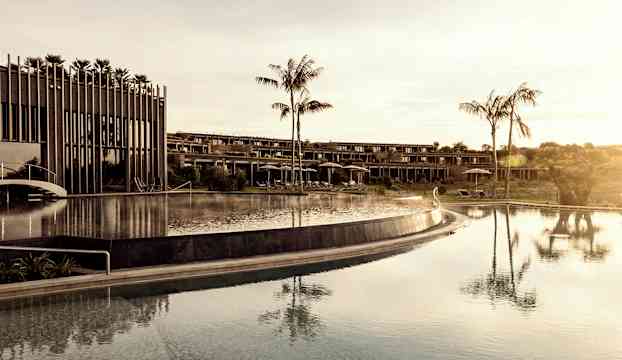 Dolce pool