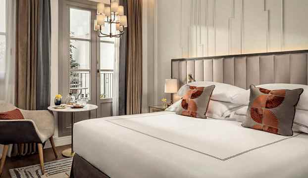 Grand Deluxe Room