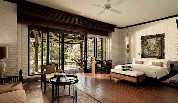 One Bedroom Club Suite