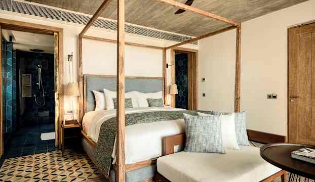 Bay View Suite/Bay View Pool Suite