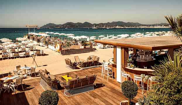 Carlton Beach Club
