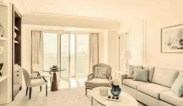 Executive Sea View Suite