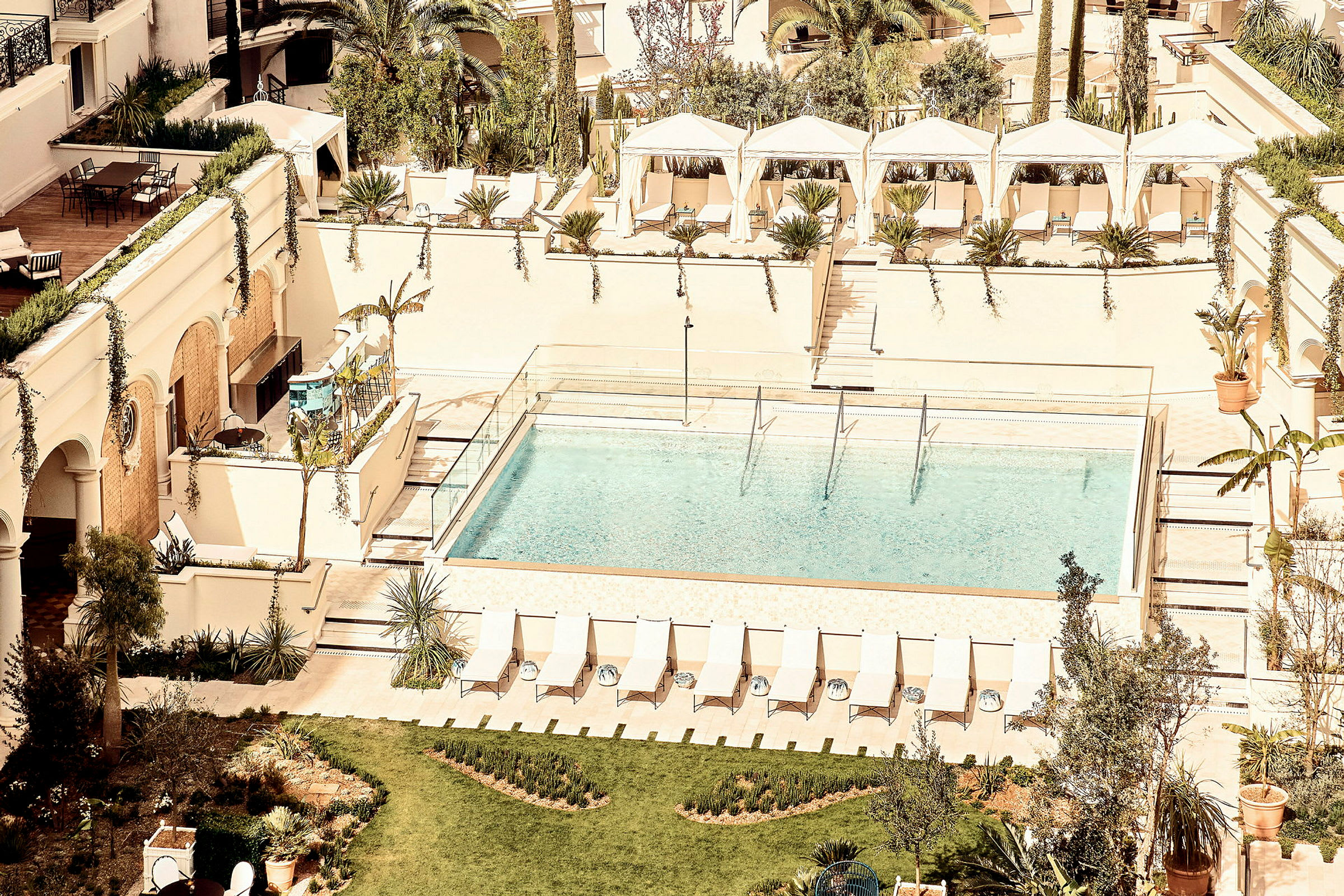 Infinitypool