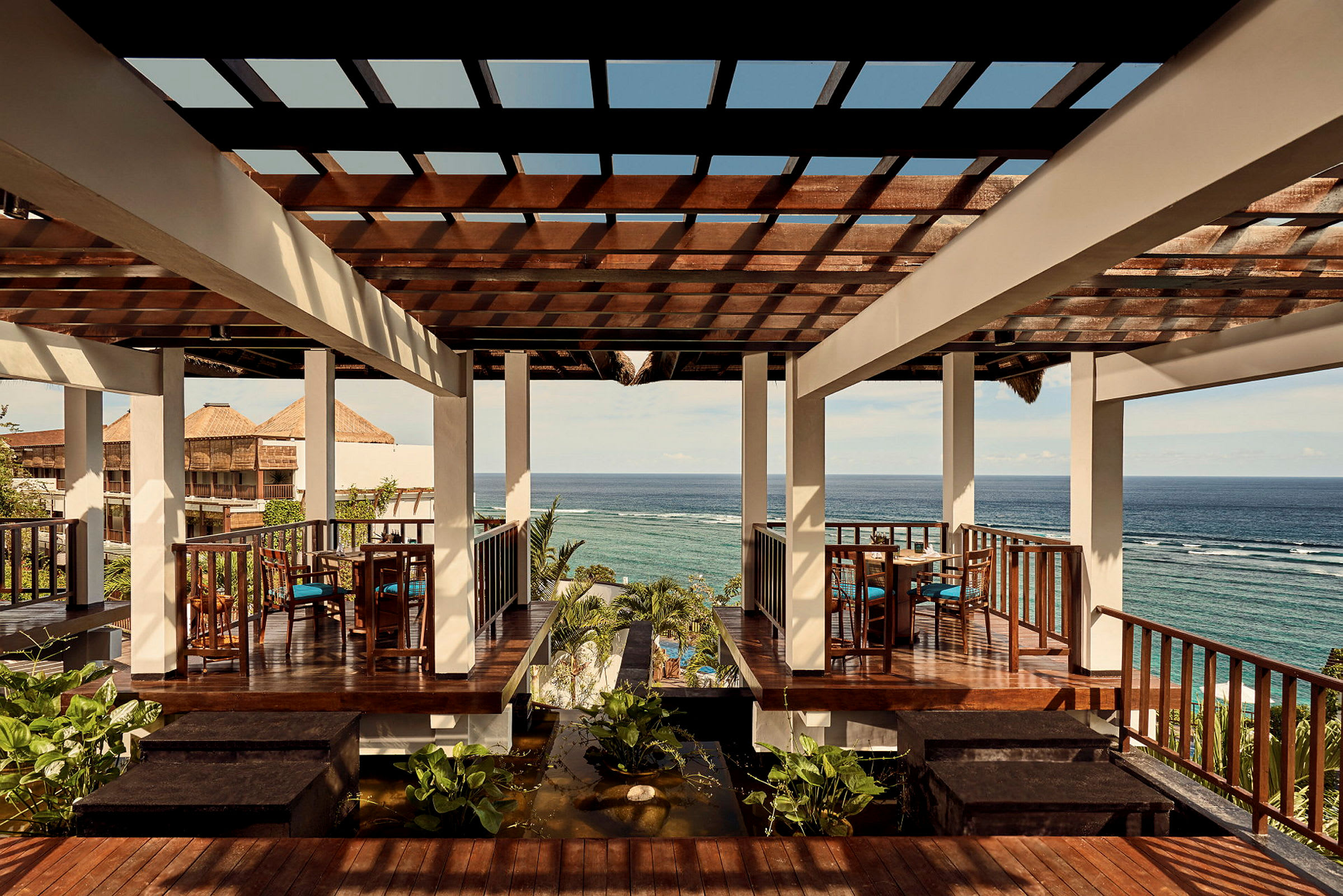 Crystal Blue Ocean Grill