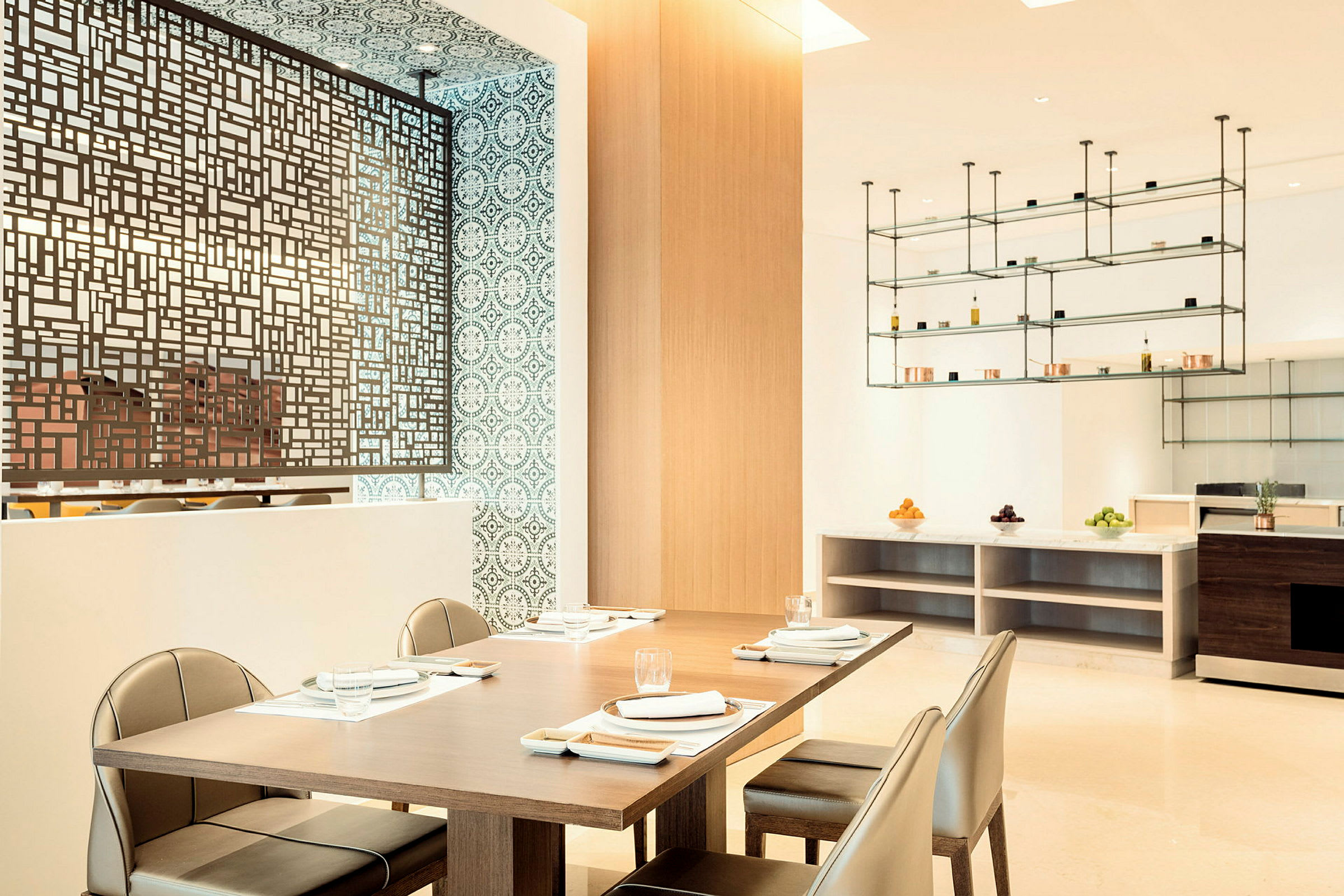 Aizoon Restaurant