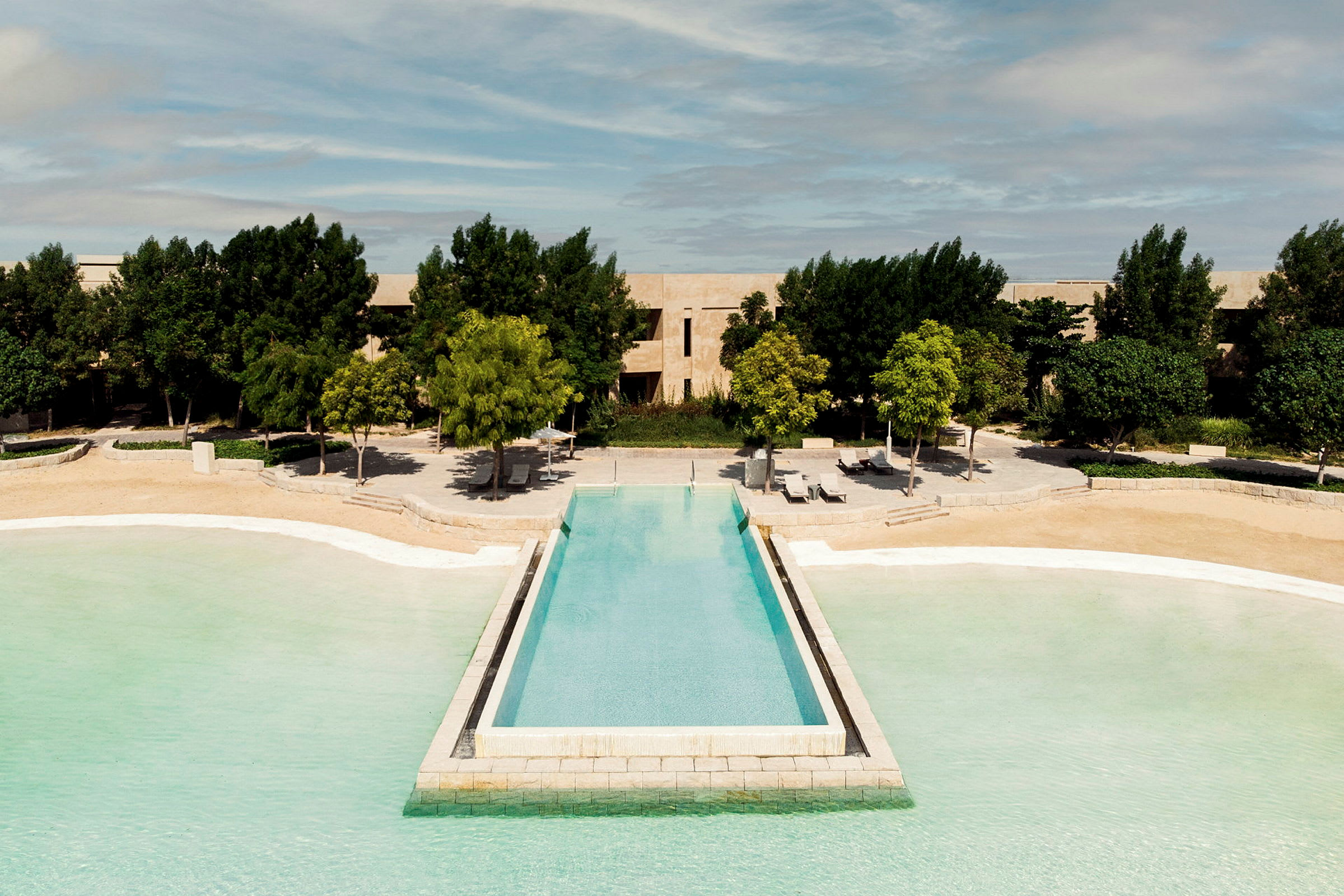 Infinitypool