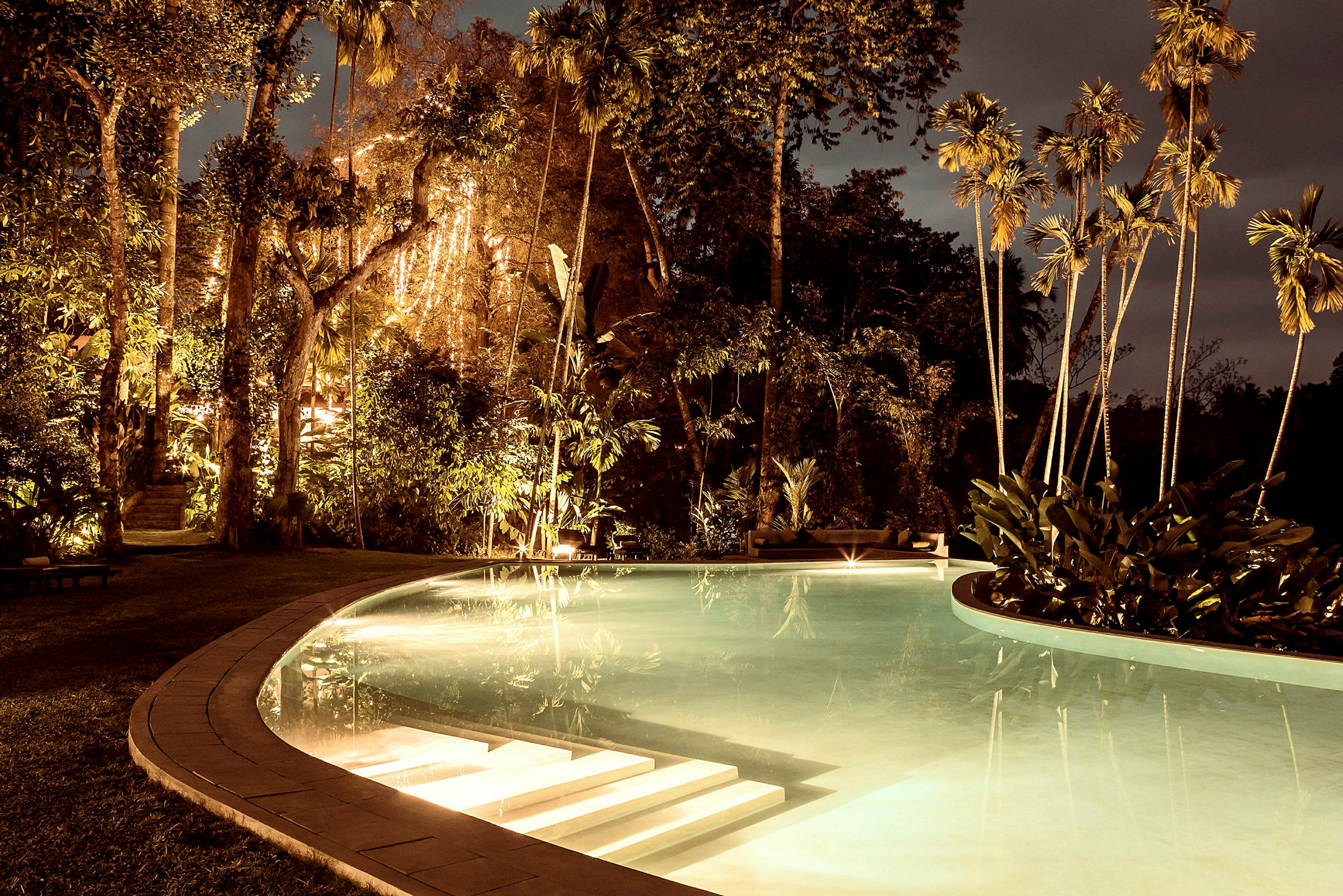 Infinity pool