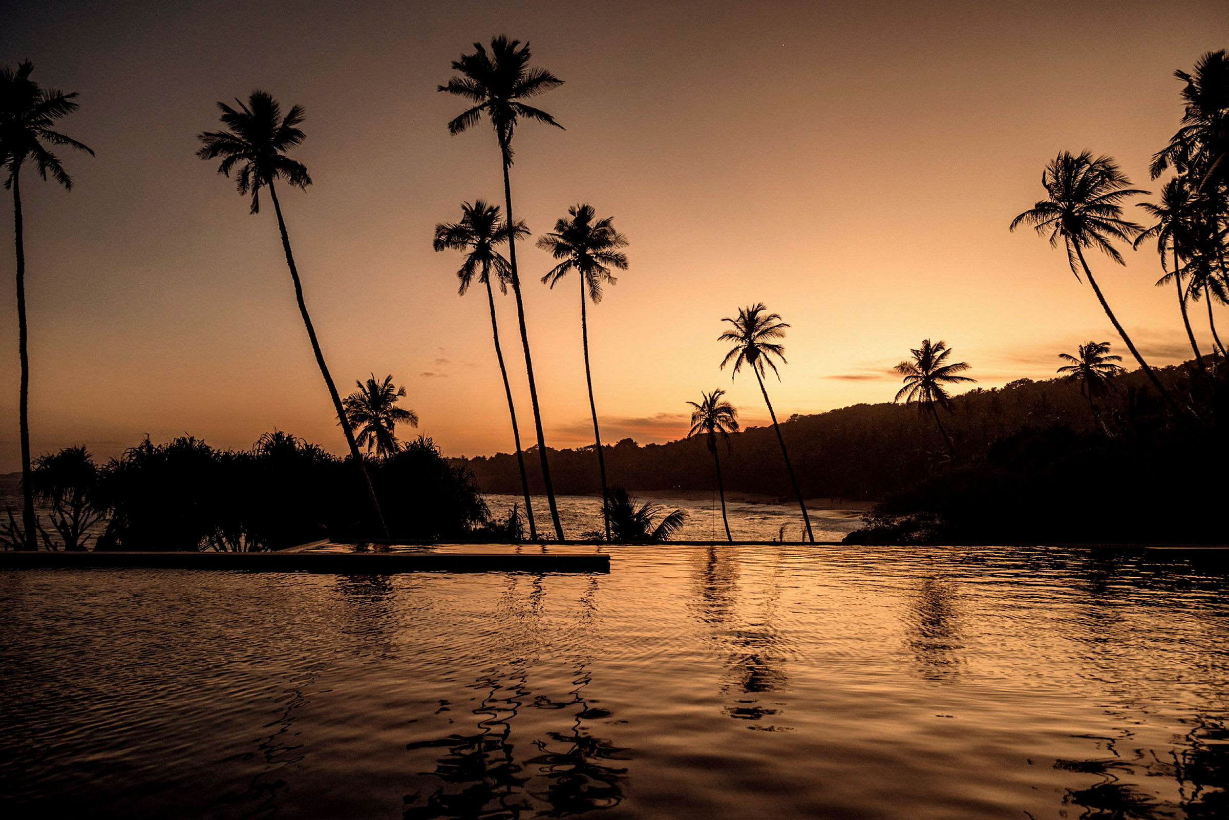 Infinity pool