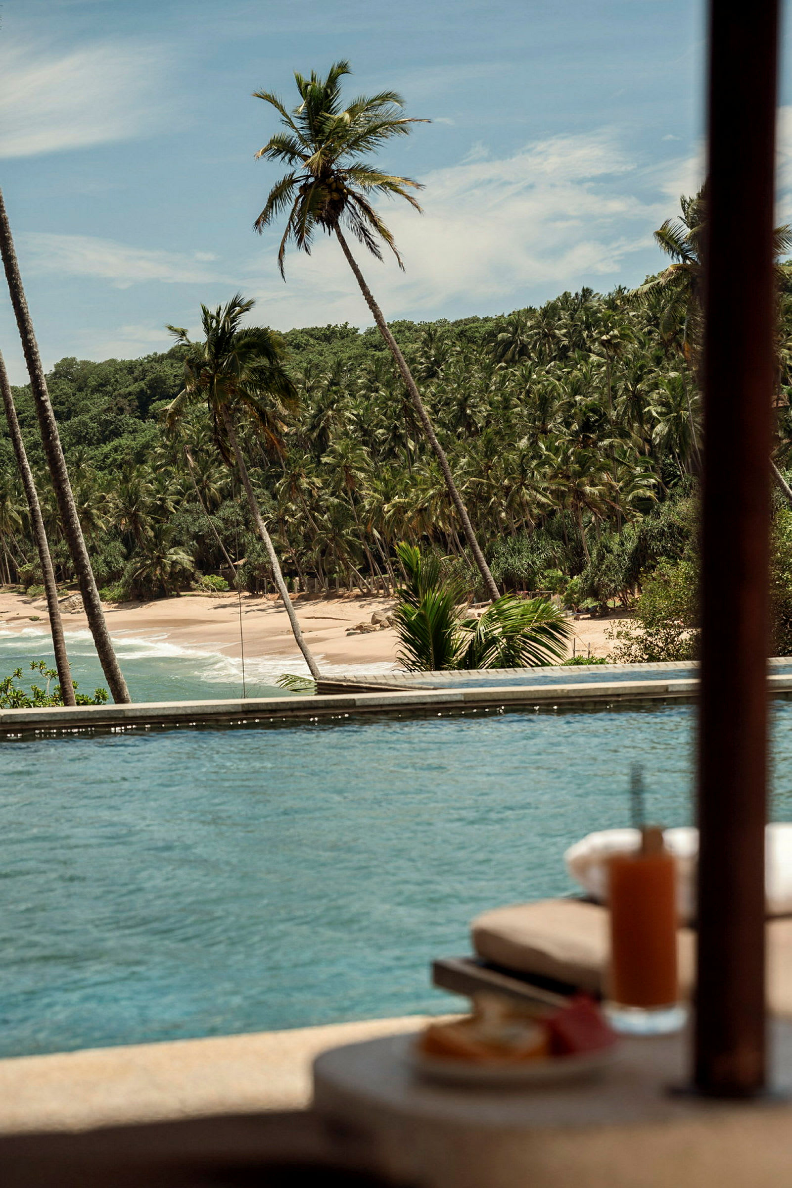 Infinity pool