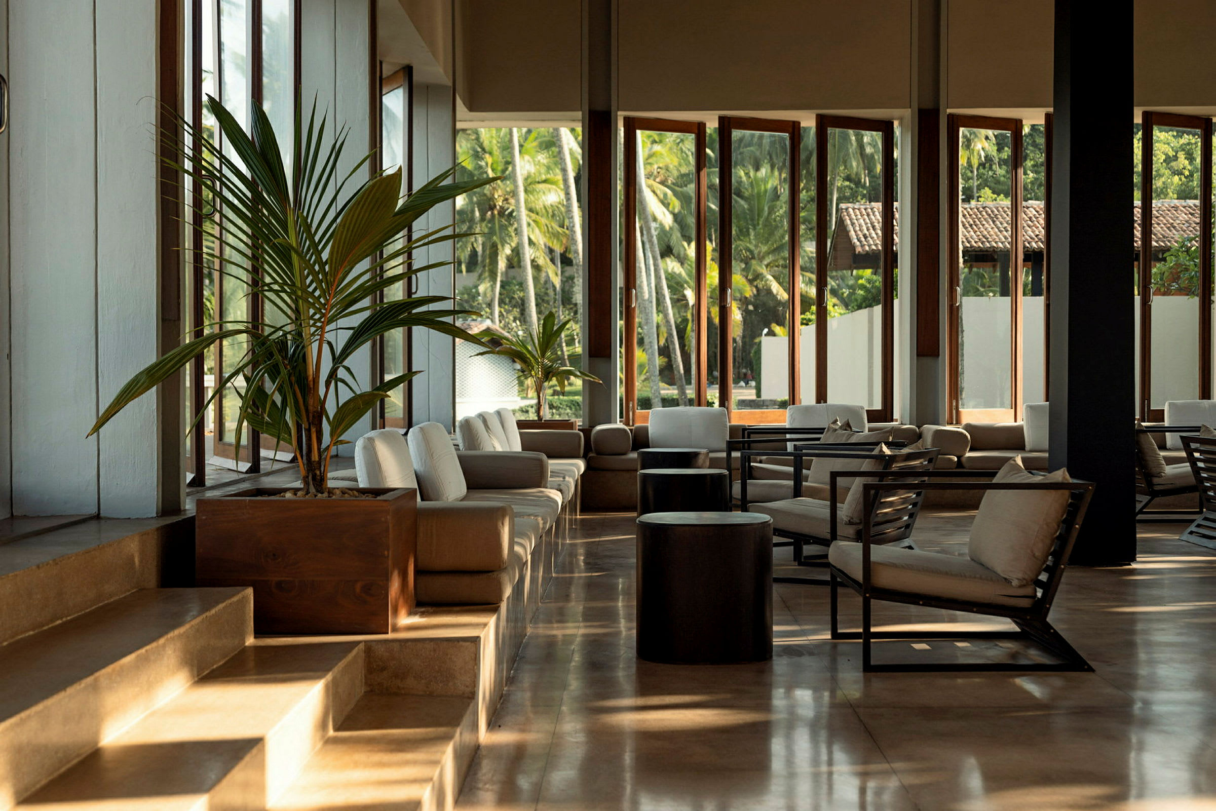 Lounge Bar