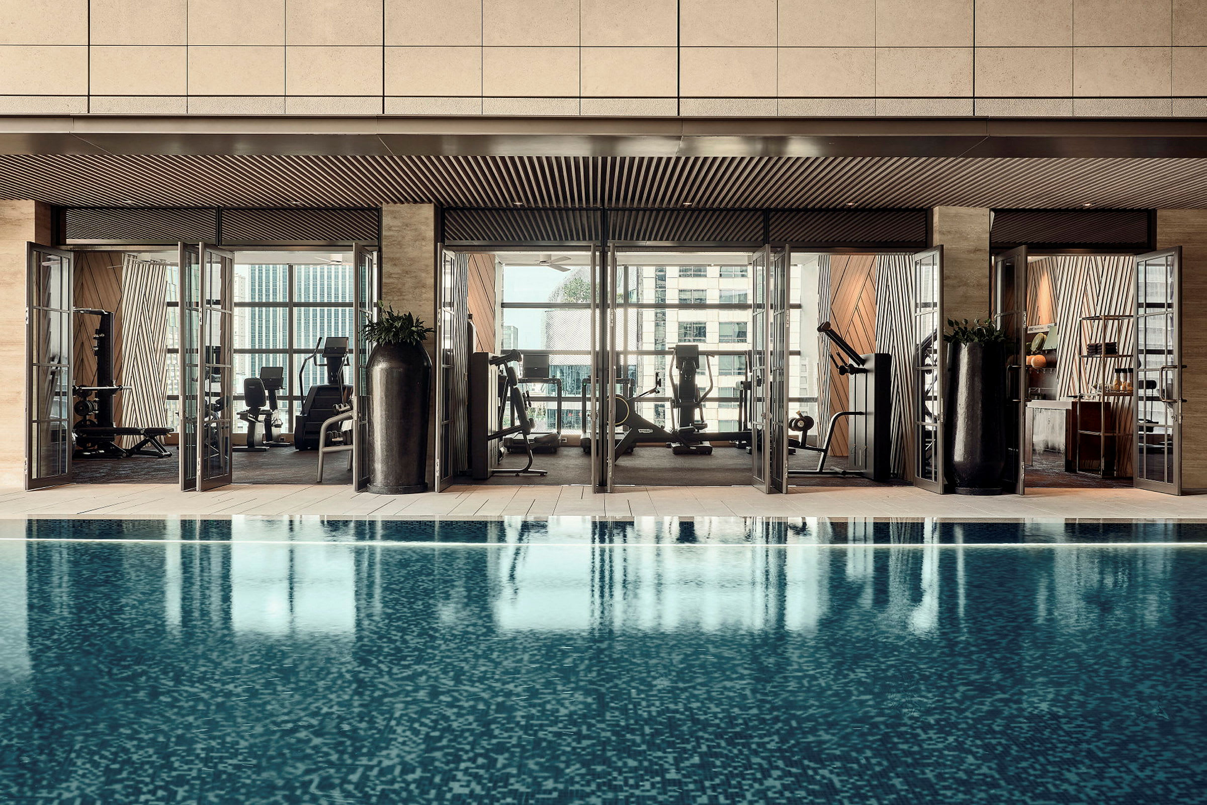 Gym och saltvattenpool