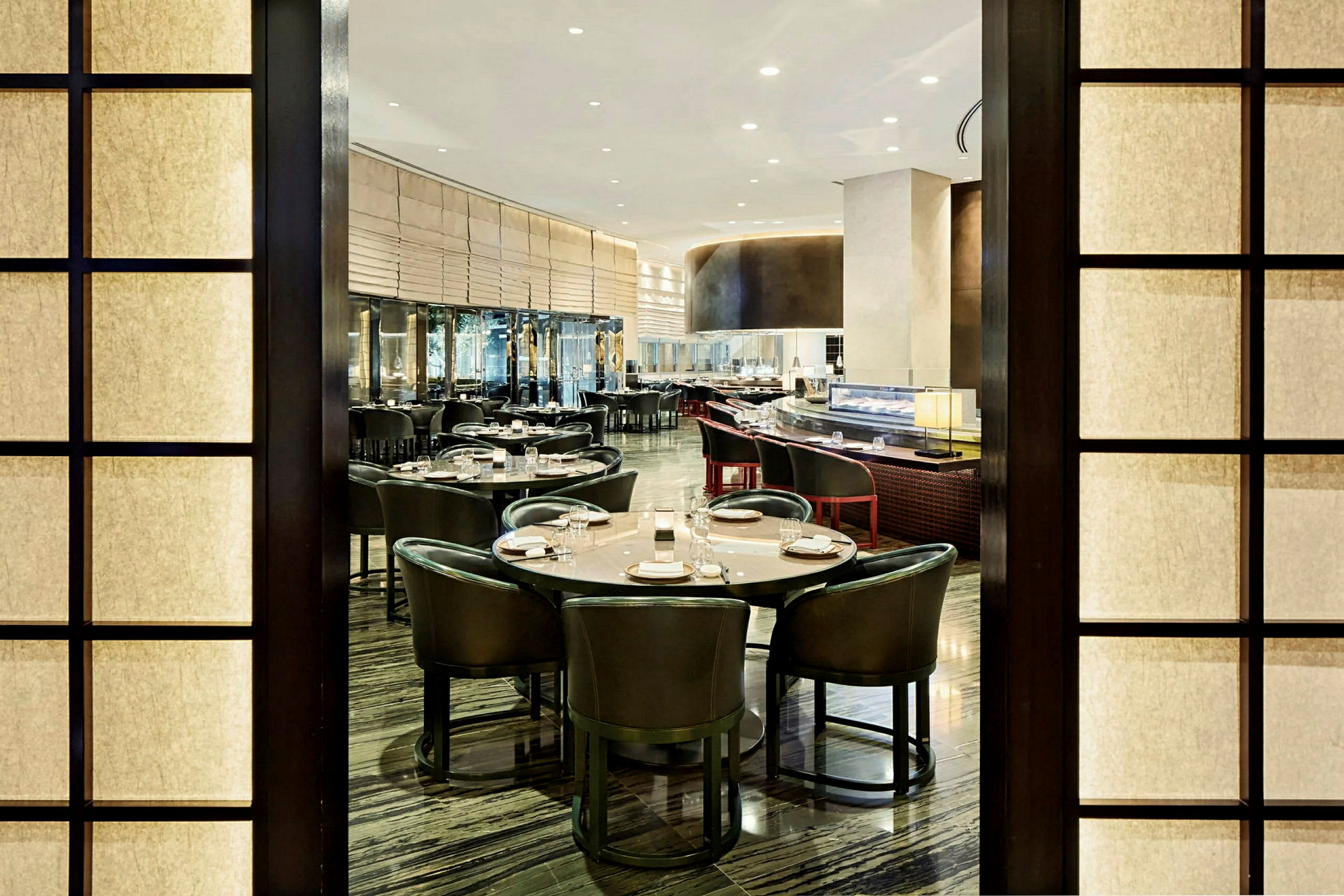 Armani/Hashi